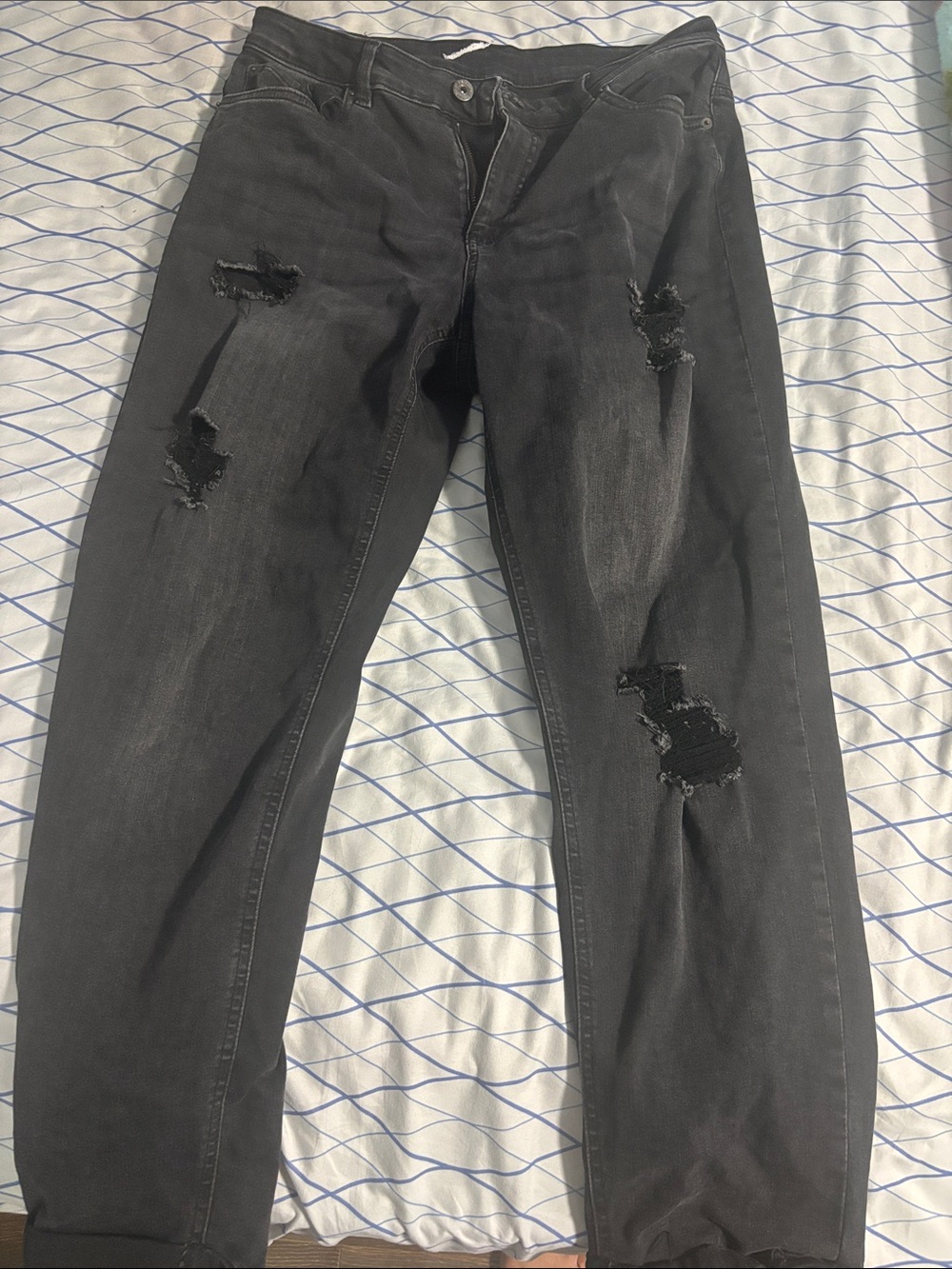 Women's Distressed Black Jeans